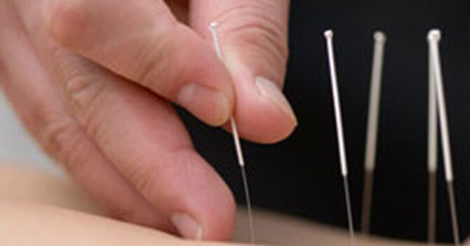 Matt Forte Uses Dry Needling! image