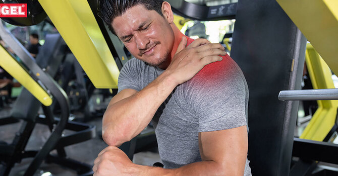 My Shoulder Hurts When I Lift Weights image